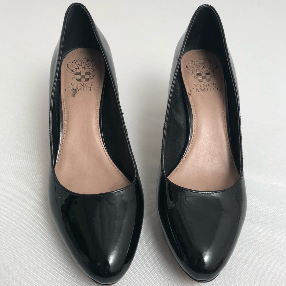 Vince Camuto black patent leather platform pumps